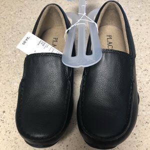 Boys children’s place black slip on shoes size 13